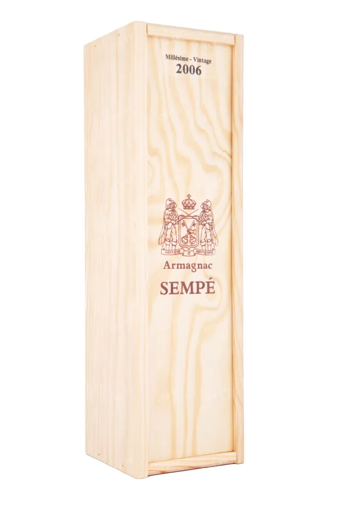 Подарочная коробка Арманьяка Семпэ Вьей Арманьяк 2006 0.7