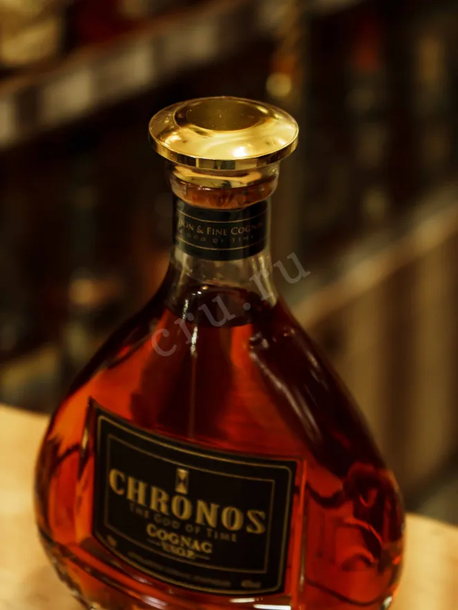 В магазине Крю Профи Chronos XO gift set of 2 bottles in wooden box 0.35 л