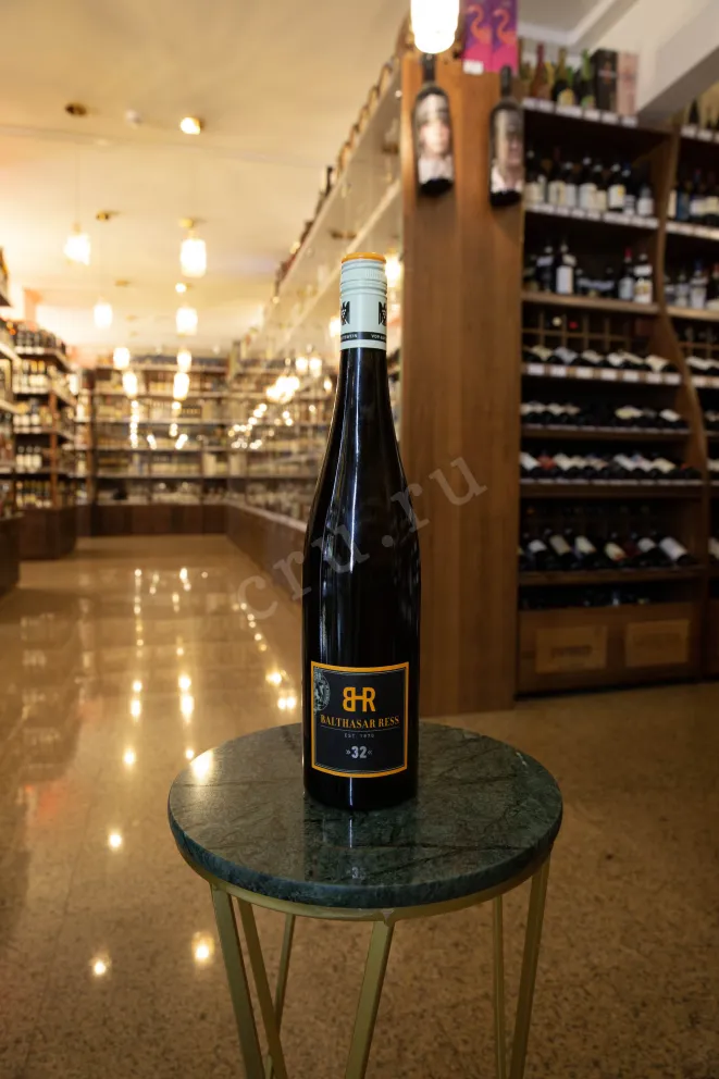 В магазине Крю Профи Balthasar Ress 32 Riesling 2022 0.75 л