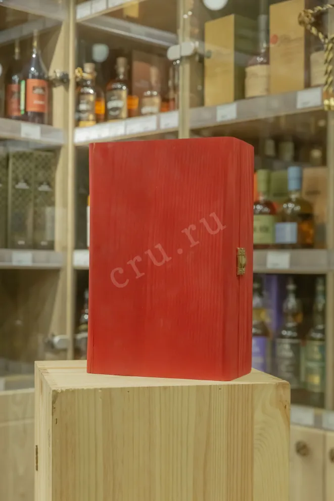 В магазине Крю Профи Bas-Armagnac Folle-Blanche Domaine d'Esperance in wooden box 2002 0.7 л