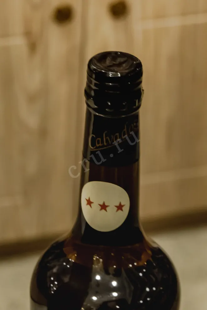 Пробка Domaine du Manoir de Montreuil Calvados Pays dAuge 3 years 0.7 л