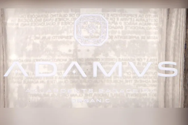 Этикетка Adamus Aguardente Bagaceira 2021 0.7 л