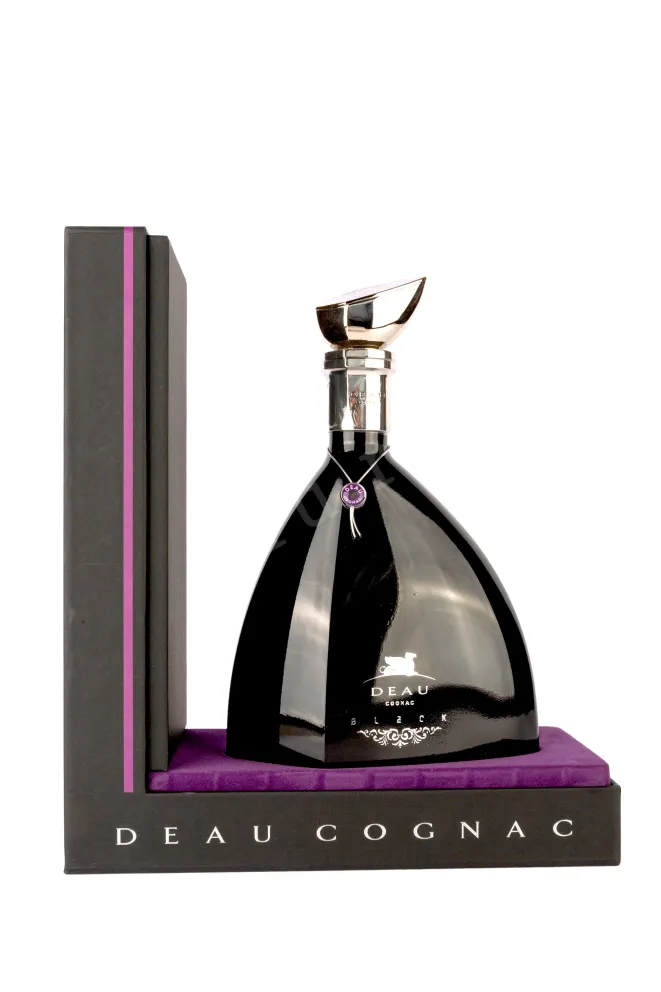 В подарочной коробке Deau Black gift box 2010 1 л