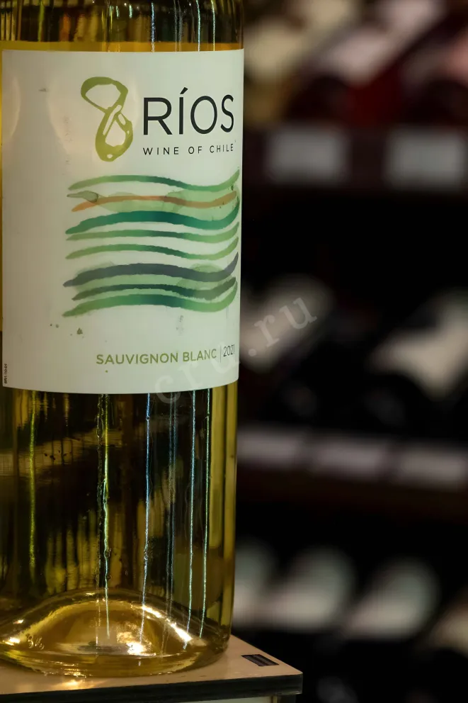 В магазине Крю Профи 8 Rios Sauvignon Blanc 2021 0.75 л
