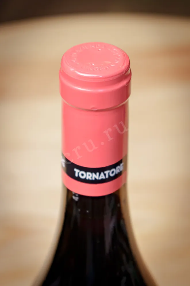 Пробка Tornatore Pietrarizzo Etna Rosso 2019 0.75 л