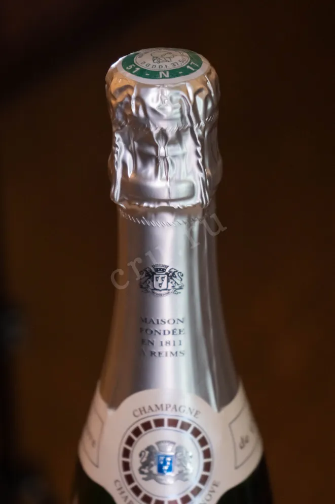 Пробка Charles de Cazanove Tradition Brut 2019 0.375 л