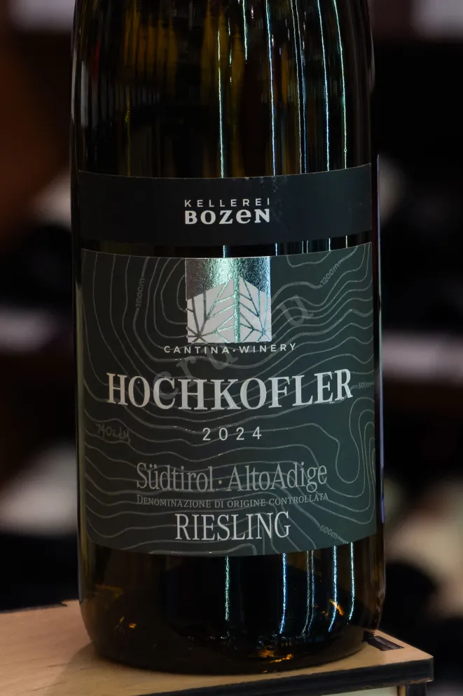 В магазине Крю Профи Kellerei Bozen Hochkofler Riesling 2024 0.75 л