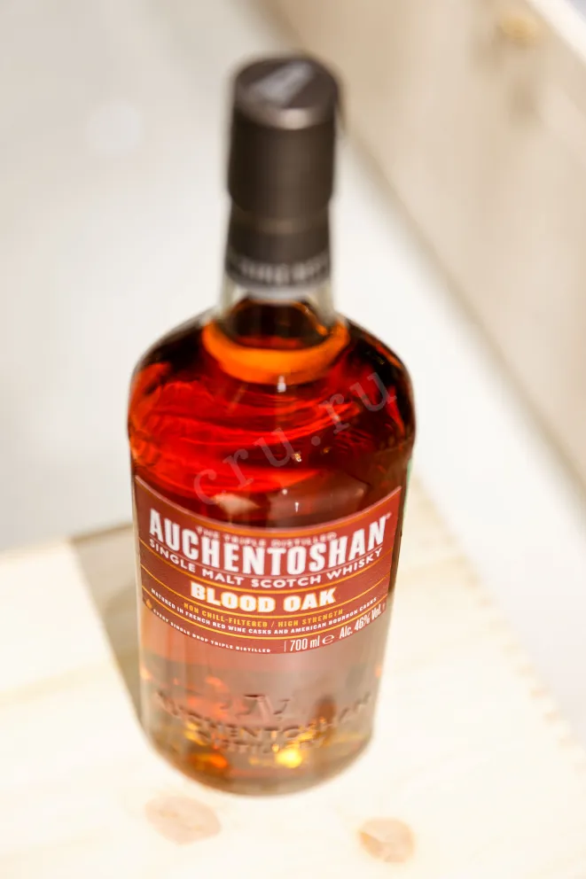 Виски Auchentoshan Blood Oak in gift box  0.7 л
