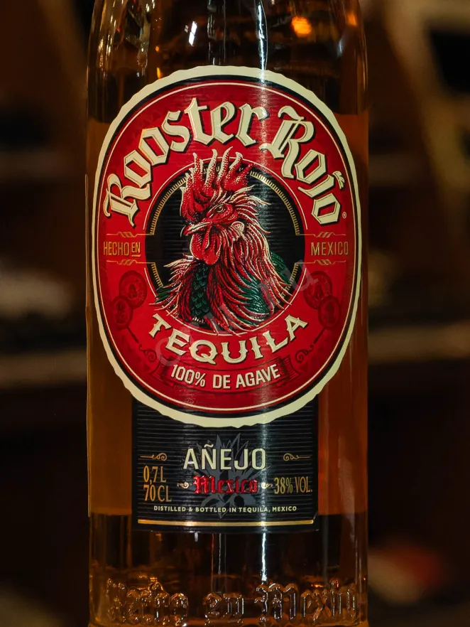 В магазине Крю Профи Rooster Rojo Anejo 0.7 л
