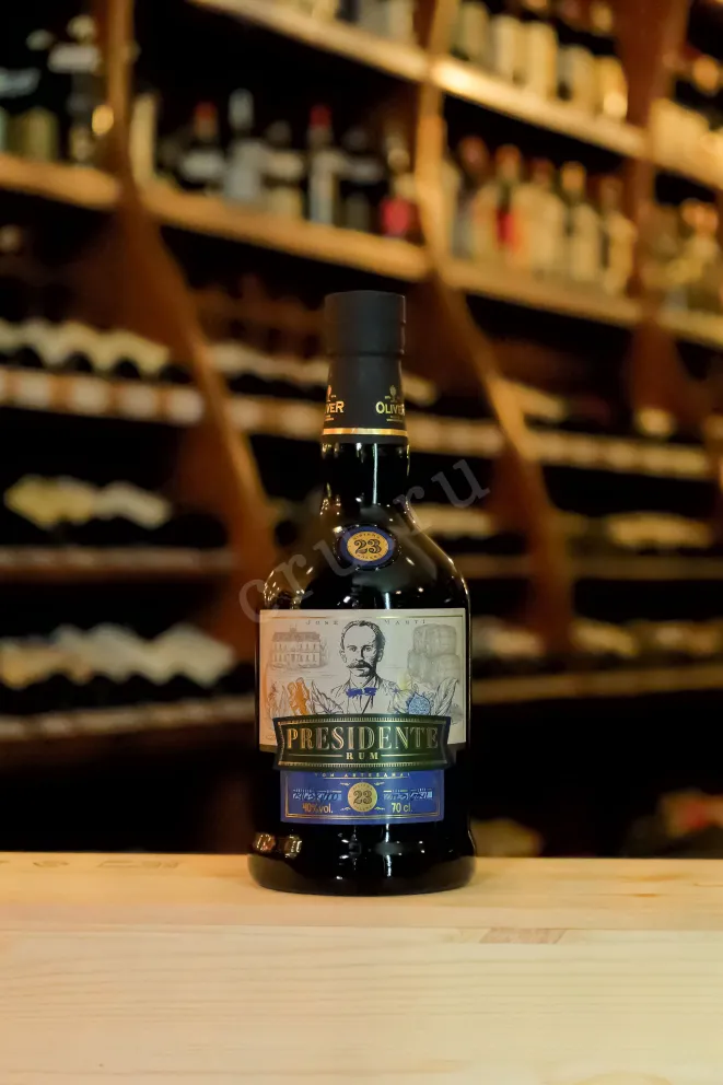 В магазине Крю Профи Oliver Presidente Marti 23 years gift box 0.7 л