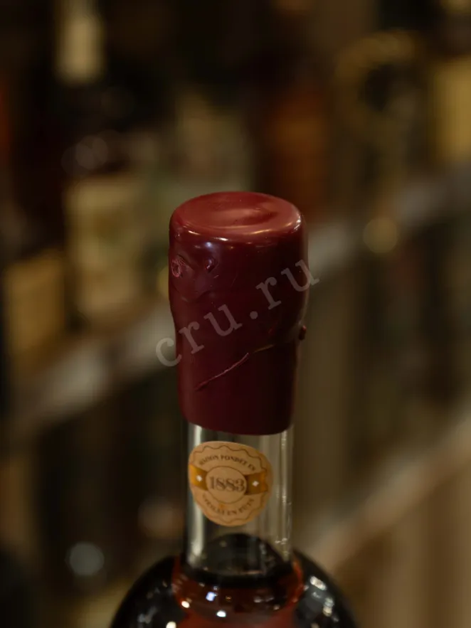 Пробка Jean Cave Vieil Armagnac AOC wooden box 1985 0.7 л