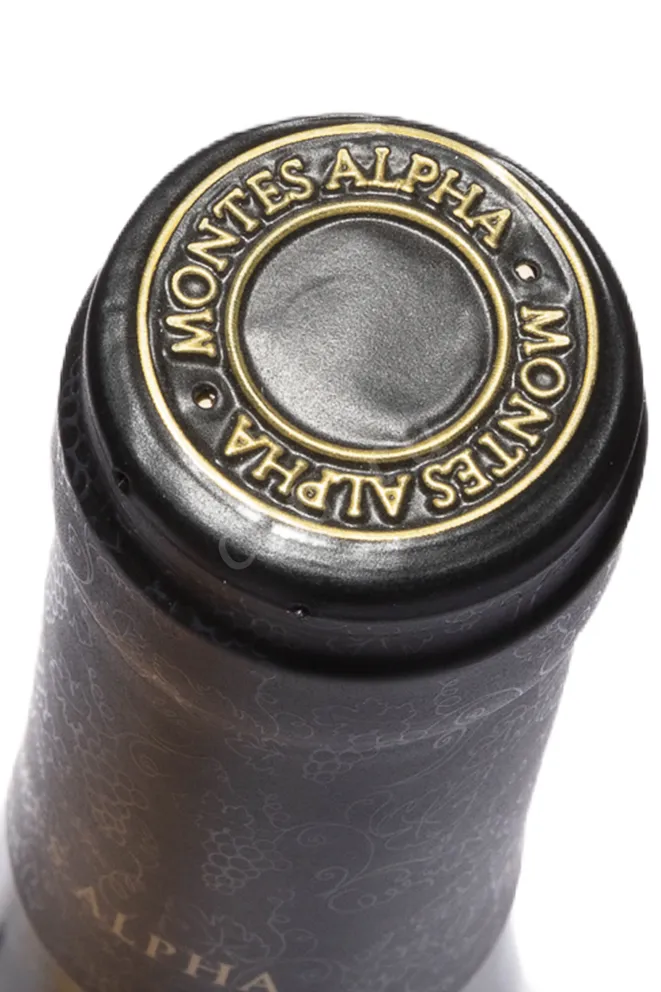 Пробка Montes Alpha Special Cuvee 2021 0.75 л