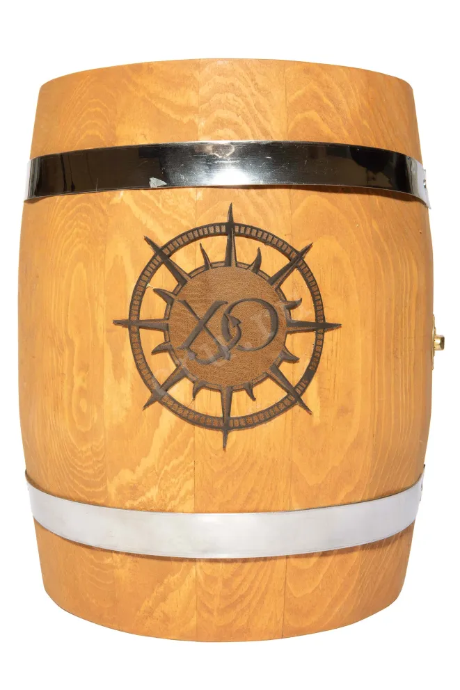 Деревянная коробка El Ron Prohibido XO in wooden barrel with 3 glasses 0.7 л