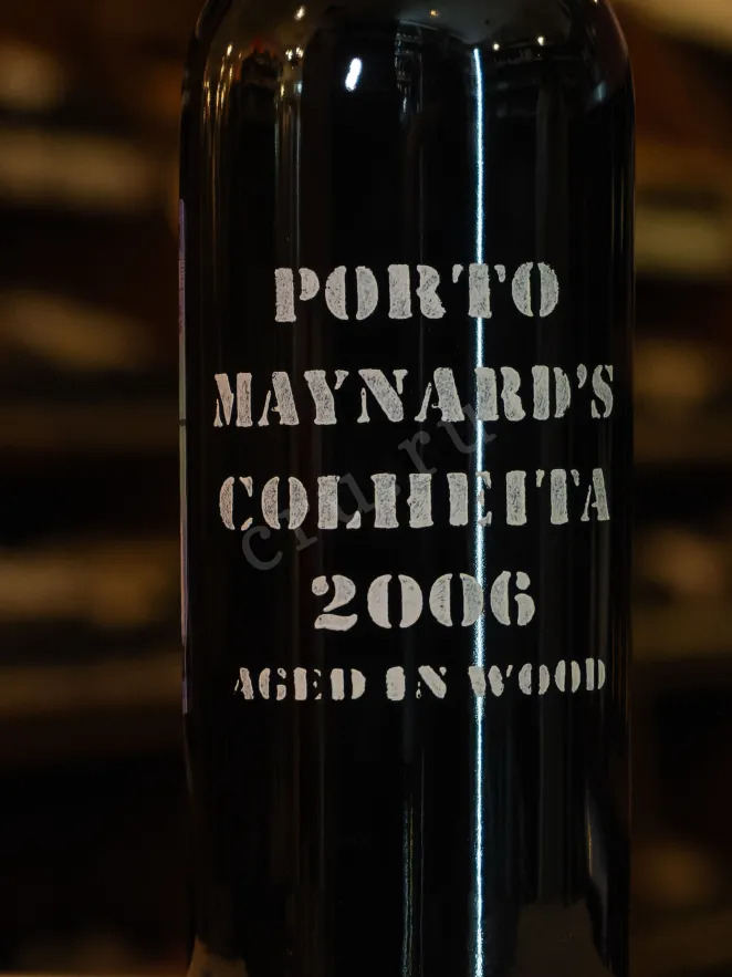 В магазине Крю Профи Porto Maynard’s Colheita in wooden box 2006 0.75 л
