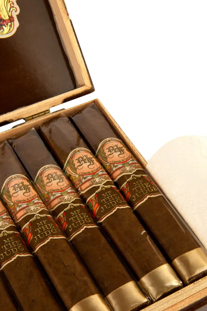 Бант сигары My Father The Judge Toro *23