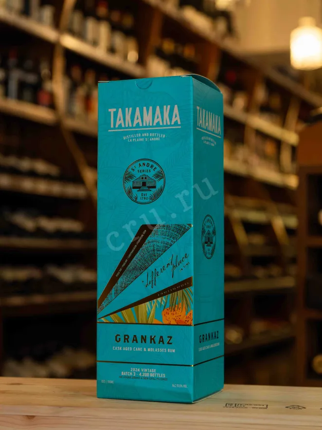В магазине Крю Профи Takamaka Grankaz in gift box 0.7 л
