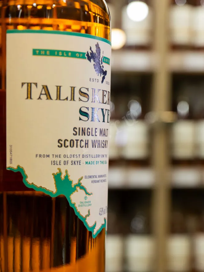 В магазине Крю Профи Talisker Skye with gift box 0.7 л