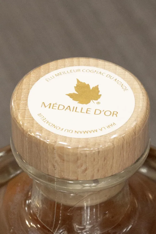 Пробка Bourgoin Microbarrique XO 1998 0.35 л