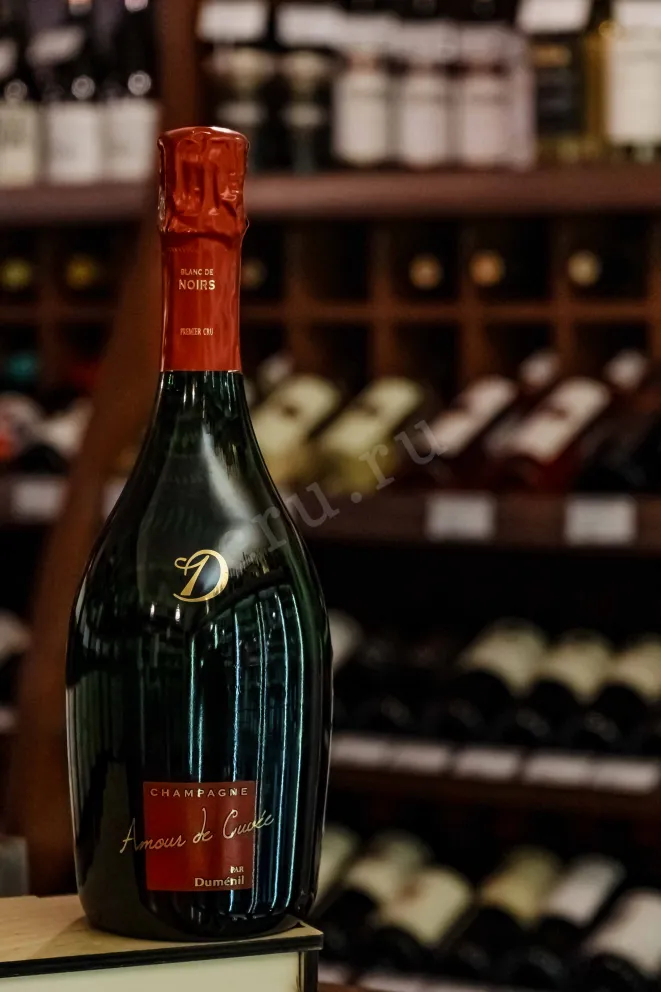 В магазине Крю Профи Dumenil Amour de Cuvee Blanc de Noirs gift box 2017 0.75 л