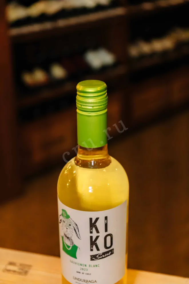 Пробка Undurraga Kiko Sauvignon Blanc DO 2023 0.75 л