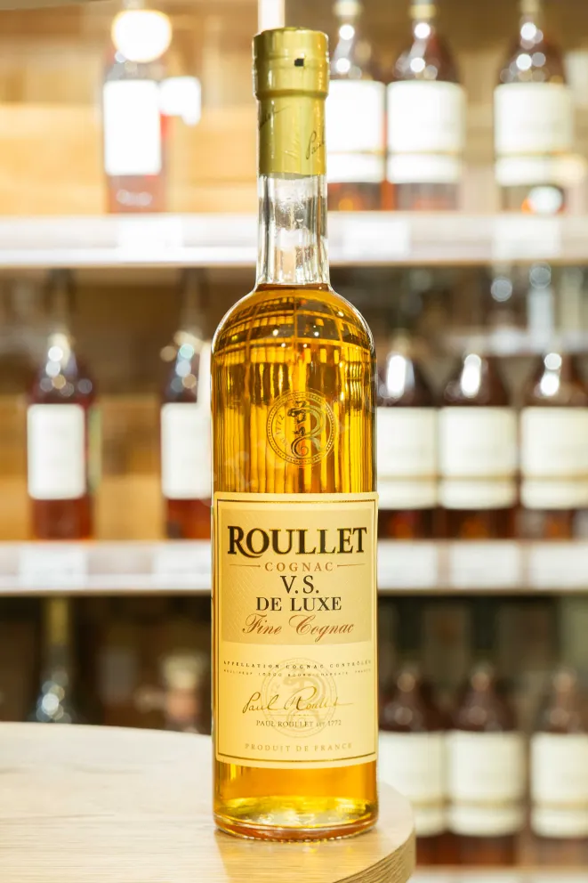 В магазине Крю Профи Roullet VS de Luxe 3 years 0.7 л