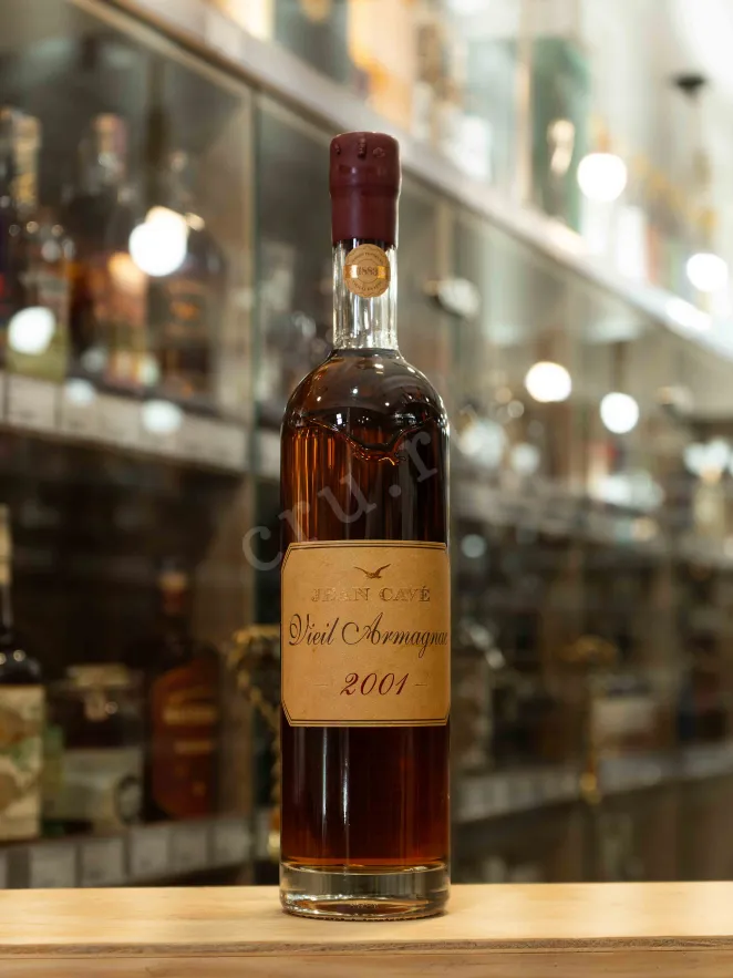 В магазине Крю Профи Jean Cave Vieil Armagnac AOC wooden box 2001 0.7 л
