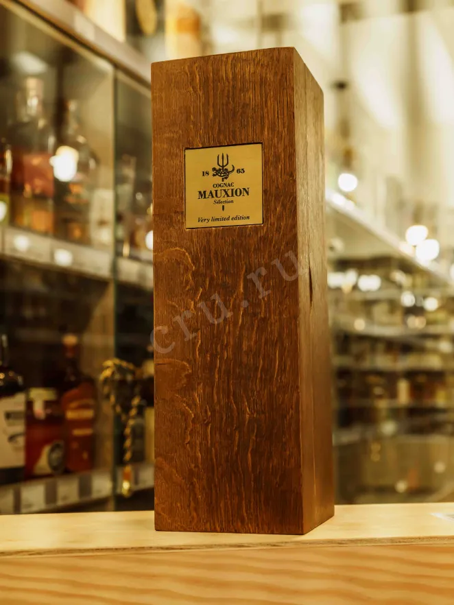 В магазине Крю Профи Mauxion Selection Grande Champagne 1999 0.7 л