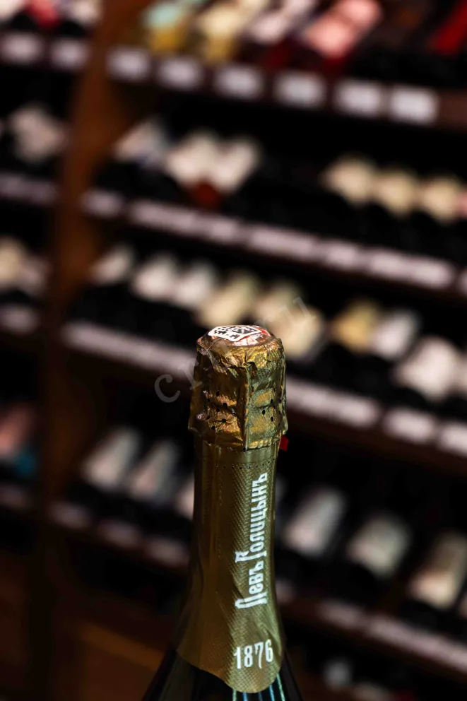 Пробка Lev Golytzin Master Legacy Brut 2023 0.75 л