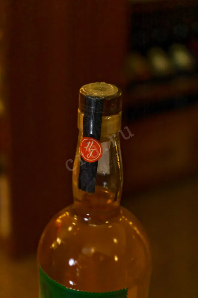 Пробка Hee Joy VSOP Jamaica in gift box 0.7 л