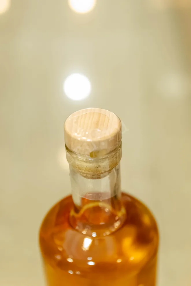 Пробка Fanny Fougerat Petite Cigue VSOP Fins Bois in gift box 0.7 л