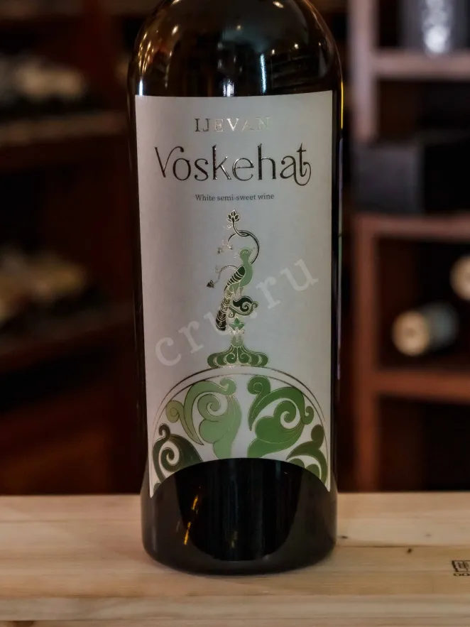 В магазине Крю Профи Voskehat Ijevan in tube 2022 0.75 л