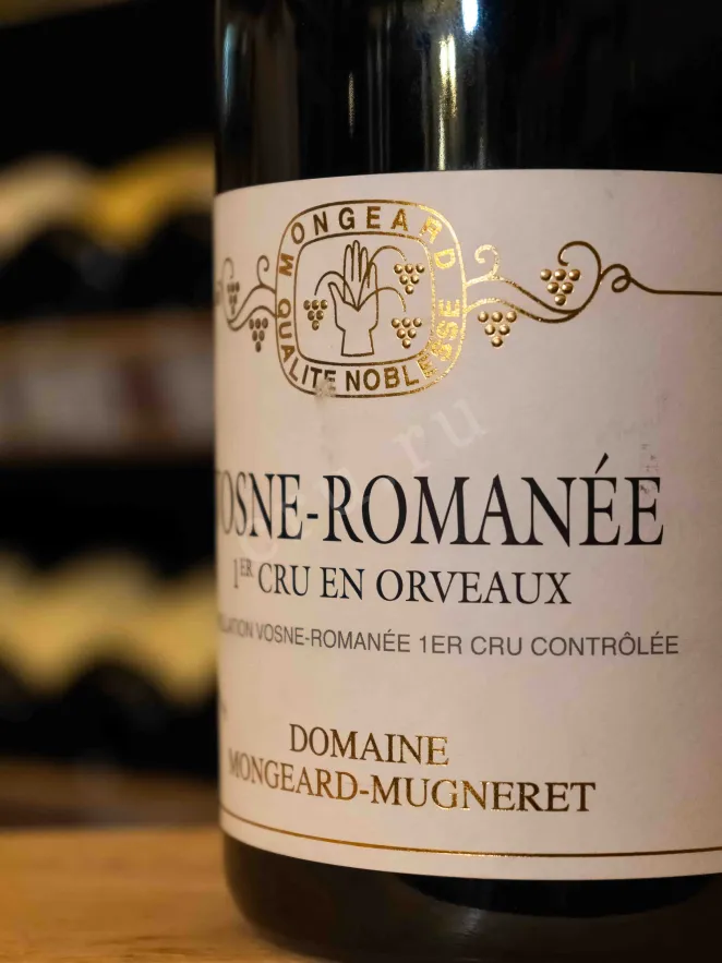 В магазине Крю Профи Domaine Mongeard-Mugneret Vosne-Romanee 1er Cru Les Petits Monts 2018 0.75 л