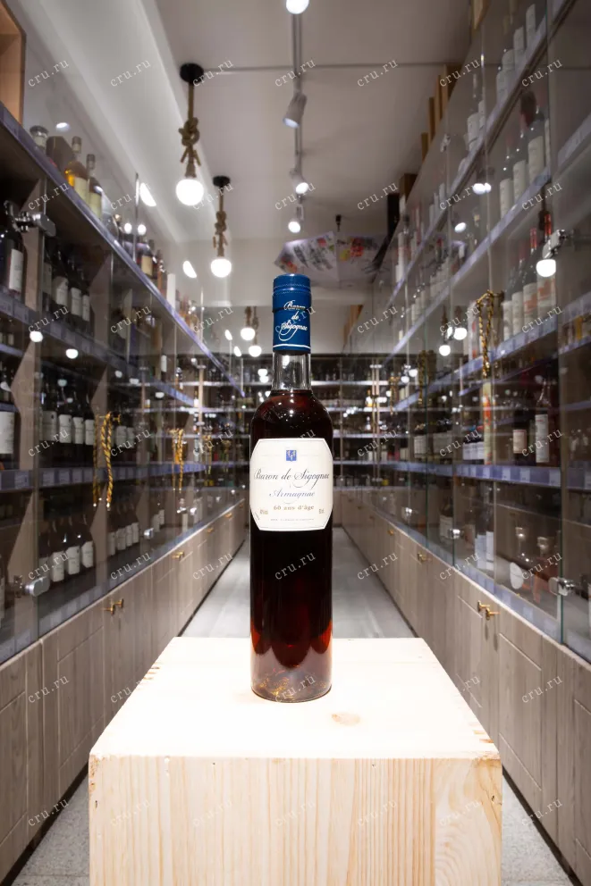 В магазине Крю Профи Baron de Sigognac 60 ans d'ag 0.5 л