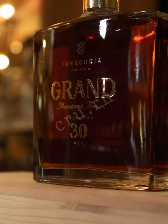 В магазине Крю Профи Fanagoria Grand 30 Years Old gift box 0.7 л