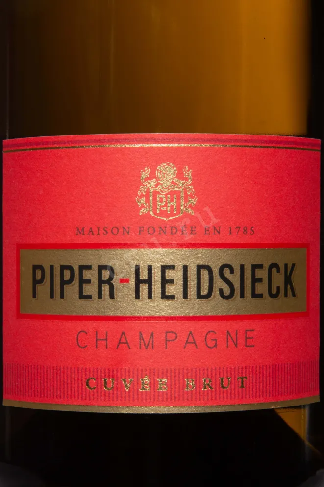 Этикетка Piper Heidsieck Champagne Cuvee Brut in gift box Lipstick 2019 0.75 л