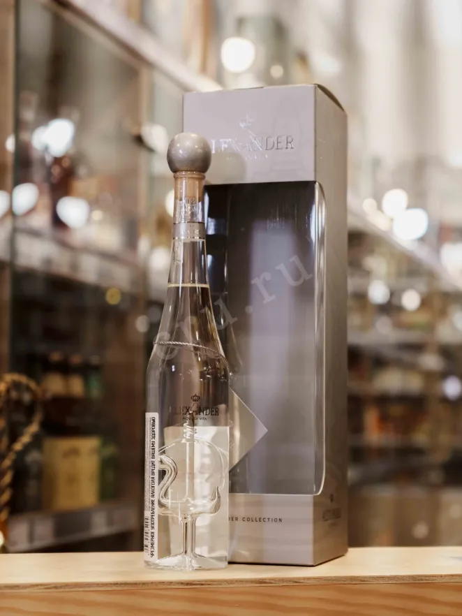 В магазине Крю Профи Bottega Alexander Chardonnay (Ship) in gift box 0.35 л