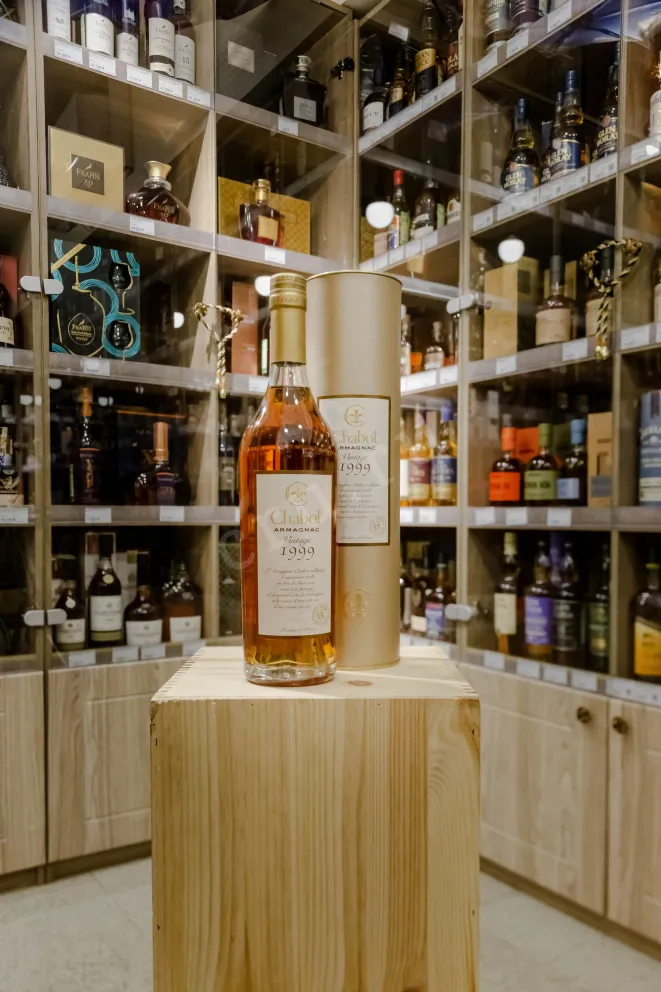 В магазине Крю Профи Chabot 1999 0.7 л