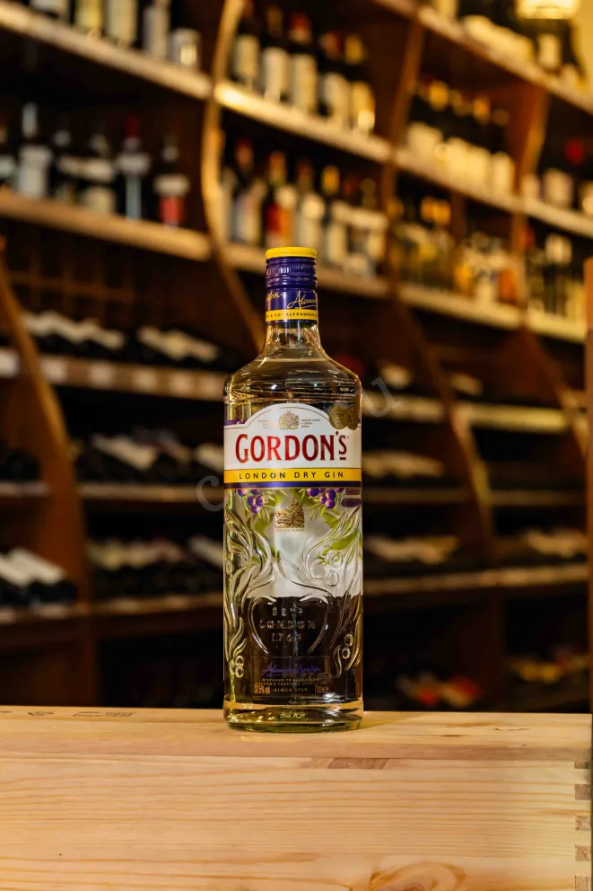 В магазине Крю Профи Gordon's London Dry 0.75 л