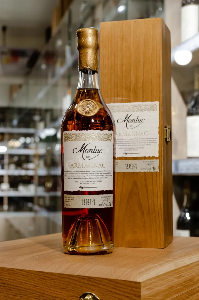 В магазине Крю Профи Monluc 1994 0.7 л