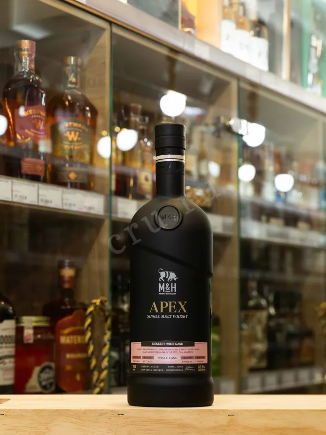 В магазине Крю Профи M & H Apex Single Cask Desert Wine Cask 3 years in gift box 0.7 л