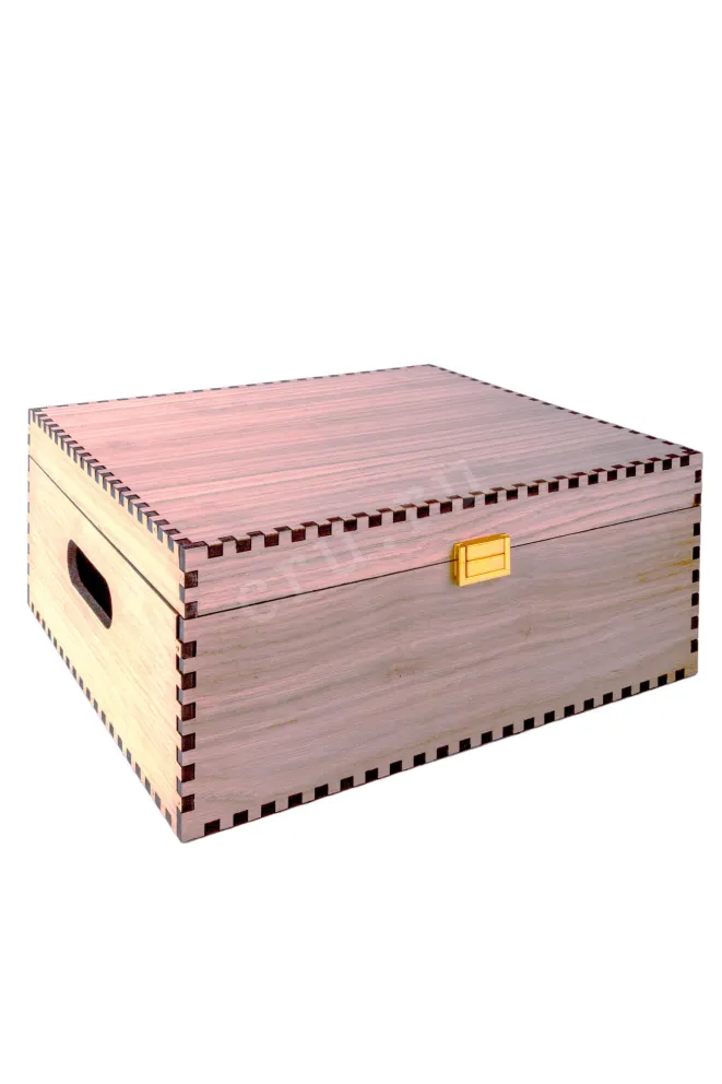 Gift Wooden Box for a Set of Bordeaux Bottles