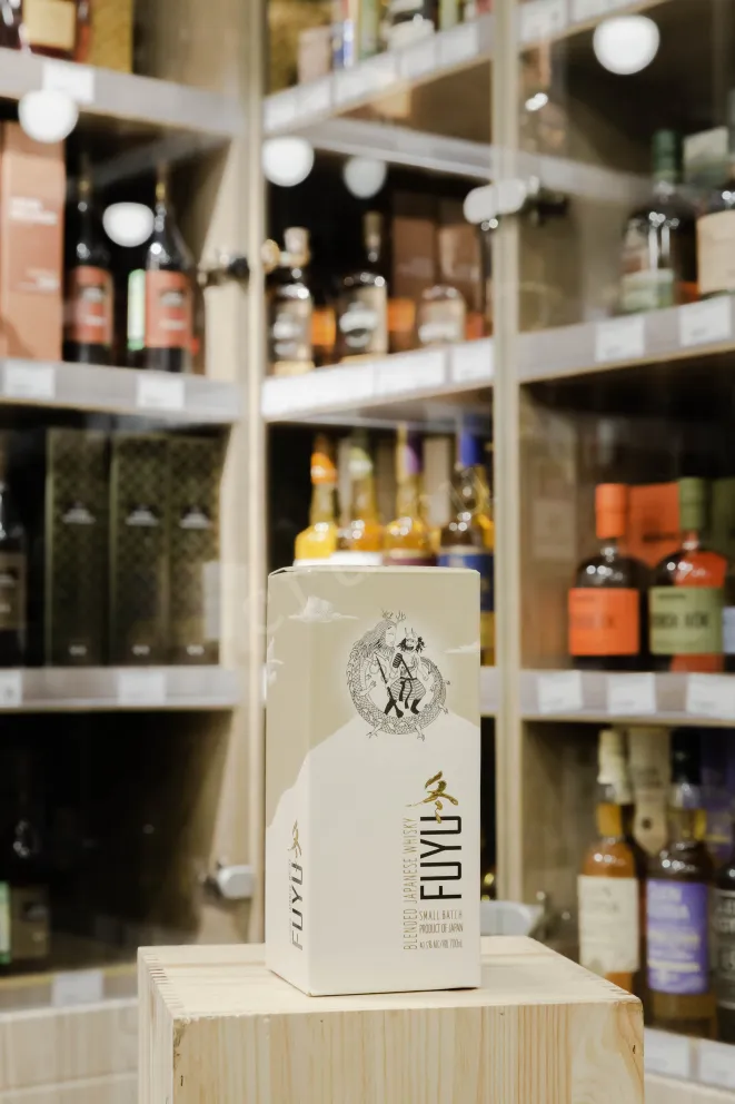 В магазине Крю Профи Fuyu with gift box 0.7 л