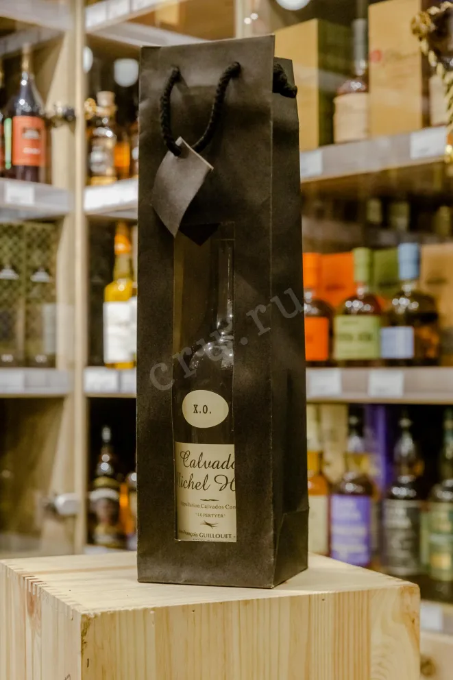 В магазине Крю Профи Michel Huard XO 0.7 л