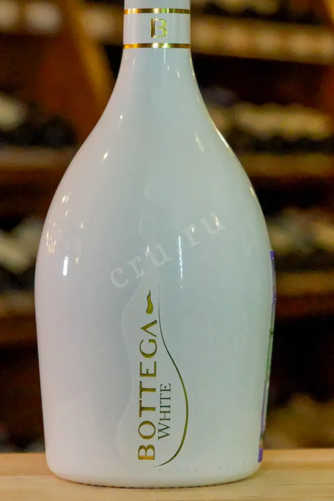 В магазине Крю Профи Bottega White 2022 0.75 л