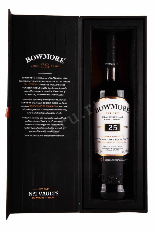 В подарочной коробке Bowmore 25 years in gift box 0.7 л