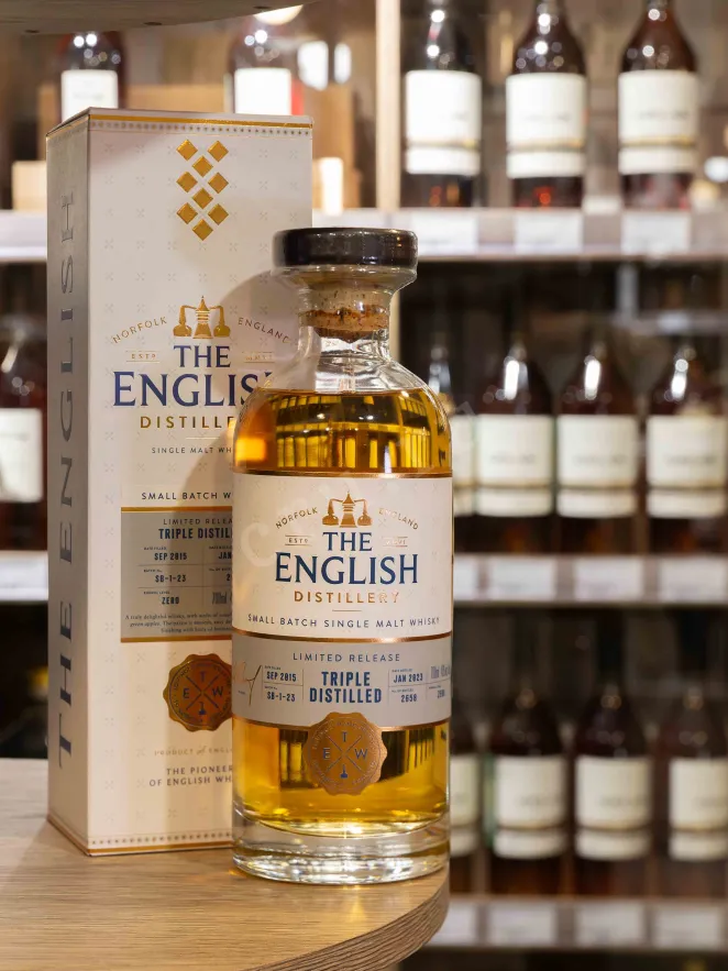 В магазине Крю Профи English Small Batch Release Triple Distilled gift box 0.7 л