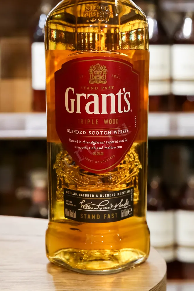 В магазине Крю Профи Grants Triple Wood 3 years 0.7 л