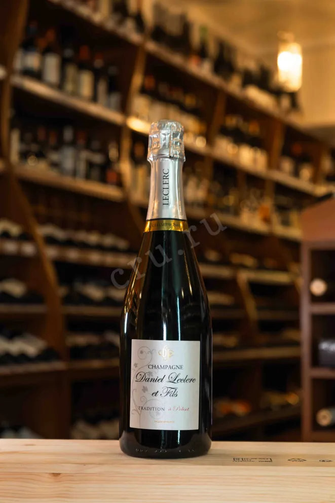 В магазине Крю Профи Daniel Leclerc et Fils Tradition 2020 0.75 л