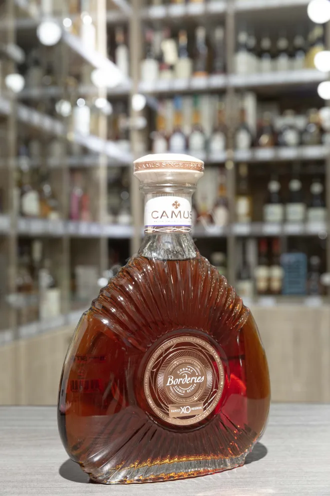 В магазине Крю Профи Camus XO in gift box 0.7 л