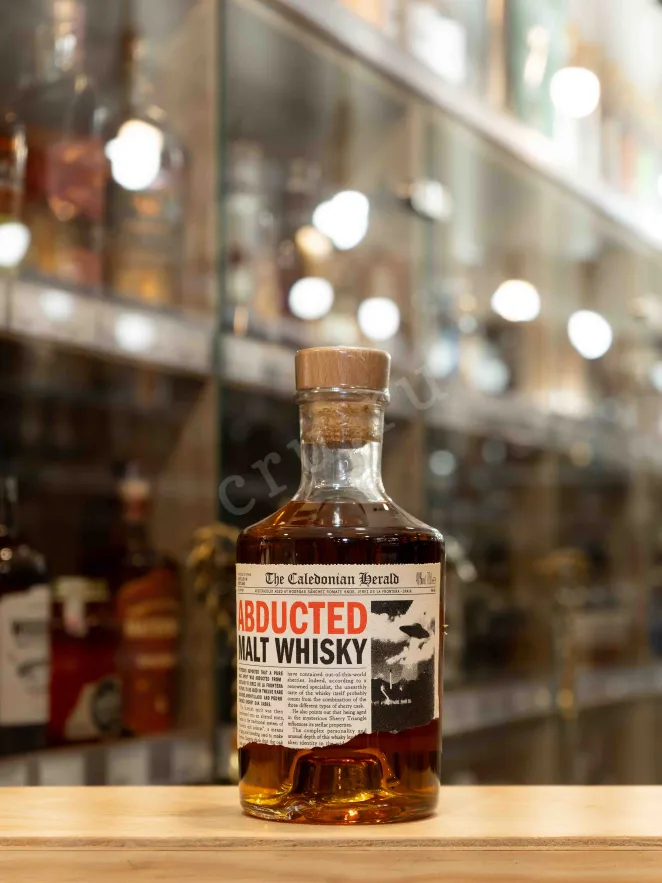 В магазине Крю Профи Abducted Malt gift box 0.7 л